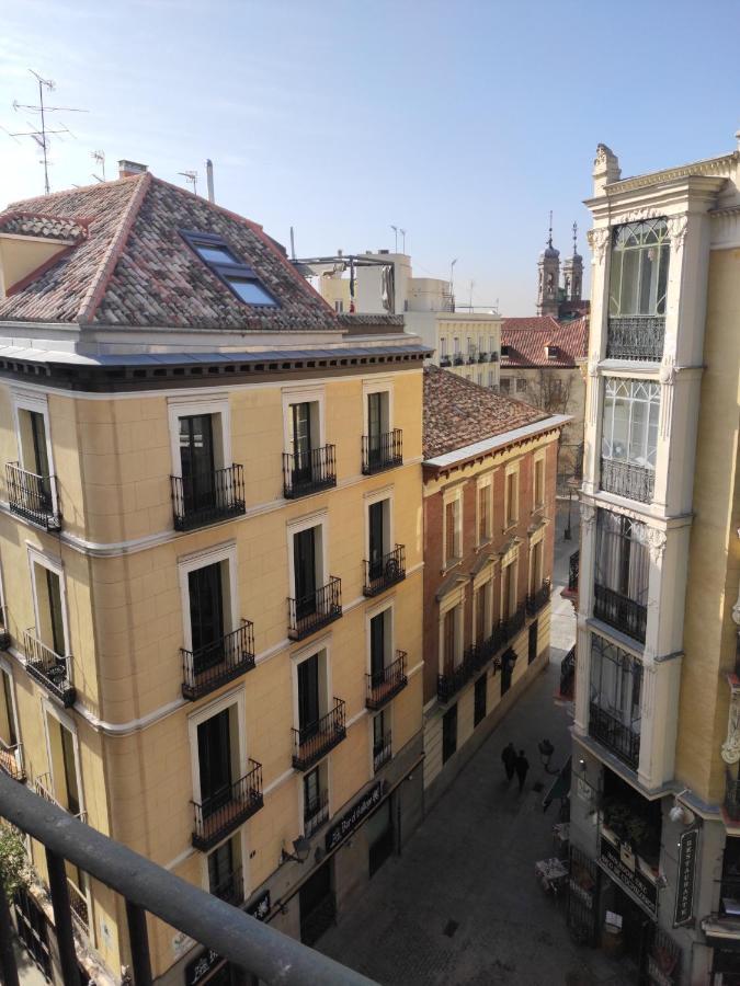 Nuevo Elegante piso Vintage en plena Plaza Mayor Madrid Exterior foto
